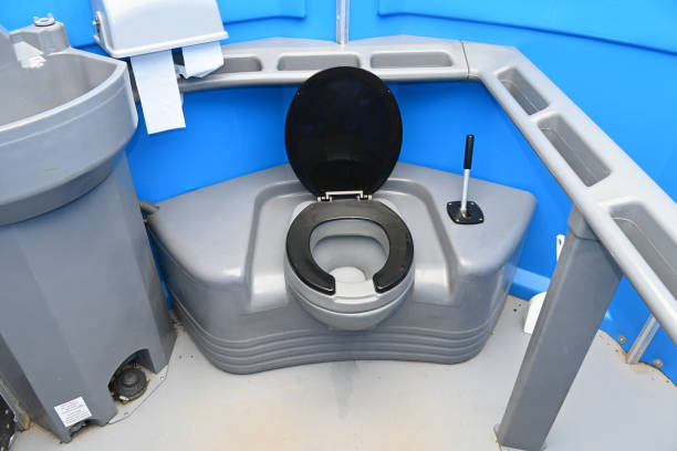 Best Emergency porta potty rental  in Lexington, IL